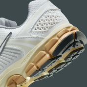 Nike Zoom Vomero 5 Summit White Platinium blanc marron gris crème