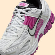 Nike Zoom Vomero 5 White Hot Fuchsia Blanc rose noir métallique 
