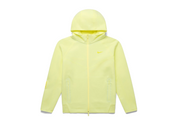 Nike x NOCTA NRG Tech Fleece Full Zip Hoodie Citron Tint/Vivid Sulfur, hoodie jaune en Tech Fleece avec fermeture zippée intégrale et capuche.