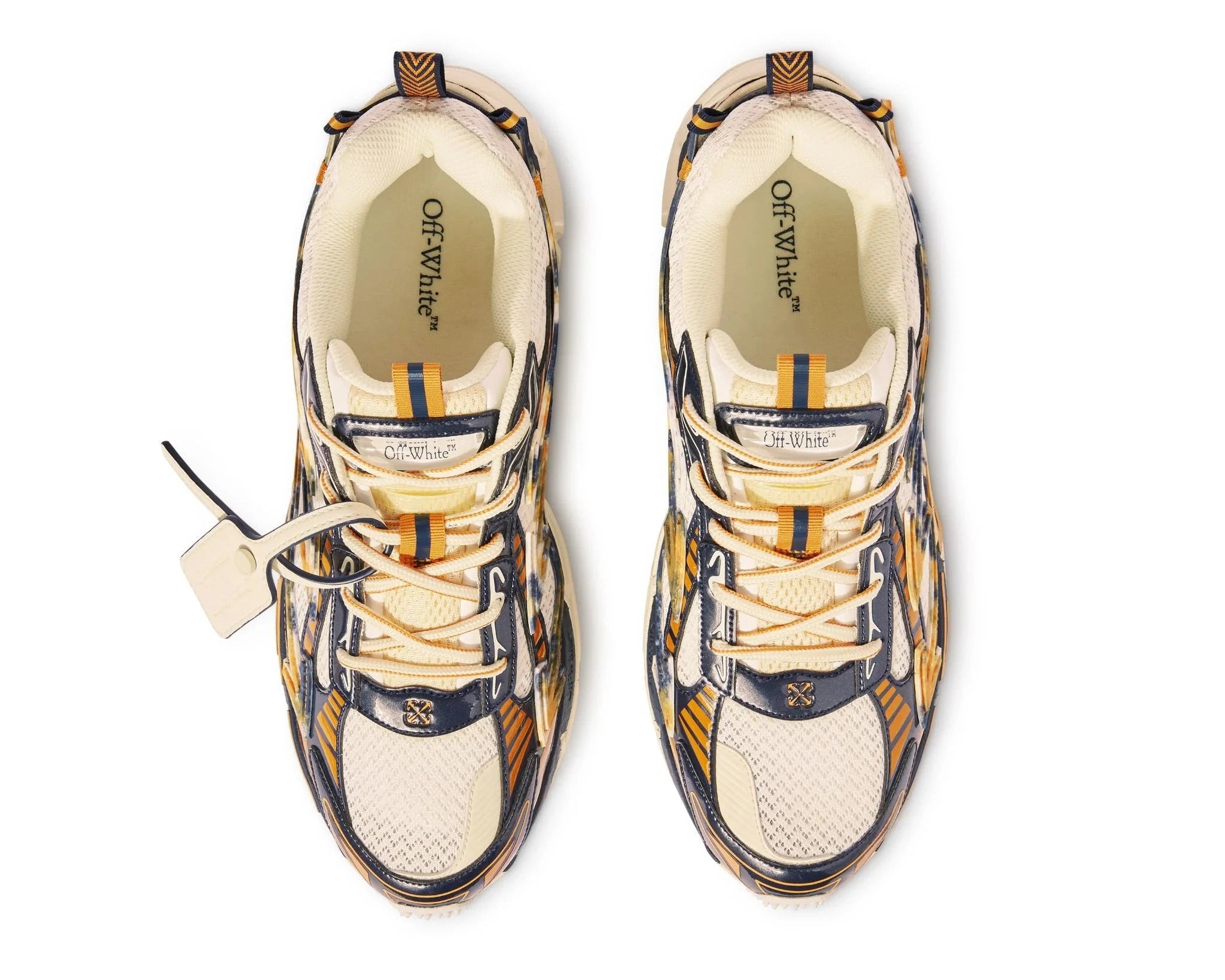 OFF-WHITE Be Right Back Silver Peach argentées et pêche en matériaux techniques avec détails graphiques signature et semelle sculpturale (vue de dessus)