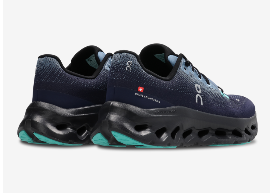 On Running Cloudtilt Dust Midnight, sneaker On Running gris et bleu nuit équipée de la technologie CloudTec Phase® et de l'amorti Helion™.