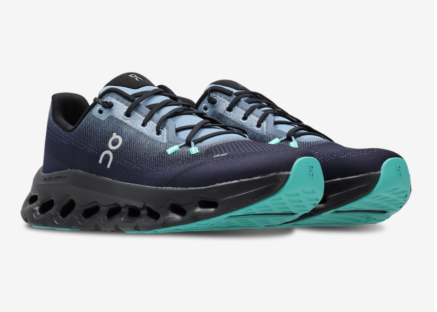 On Running Cloudtilt Dust Midnight, sneaker On Running gris et bleu nuit équipée de la technologie CloudTec Phase® et de l'amorti Helion™.