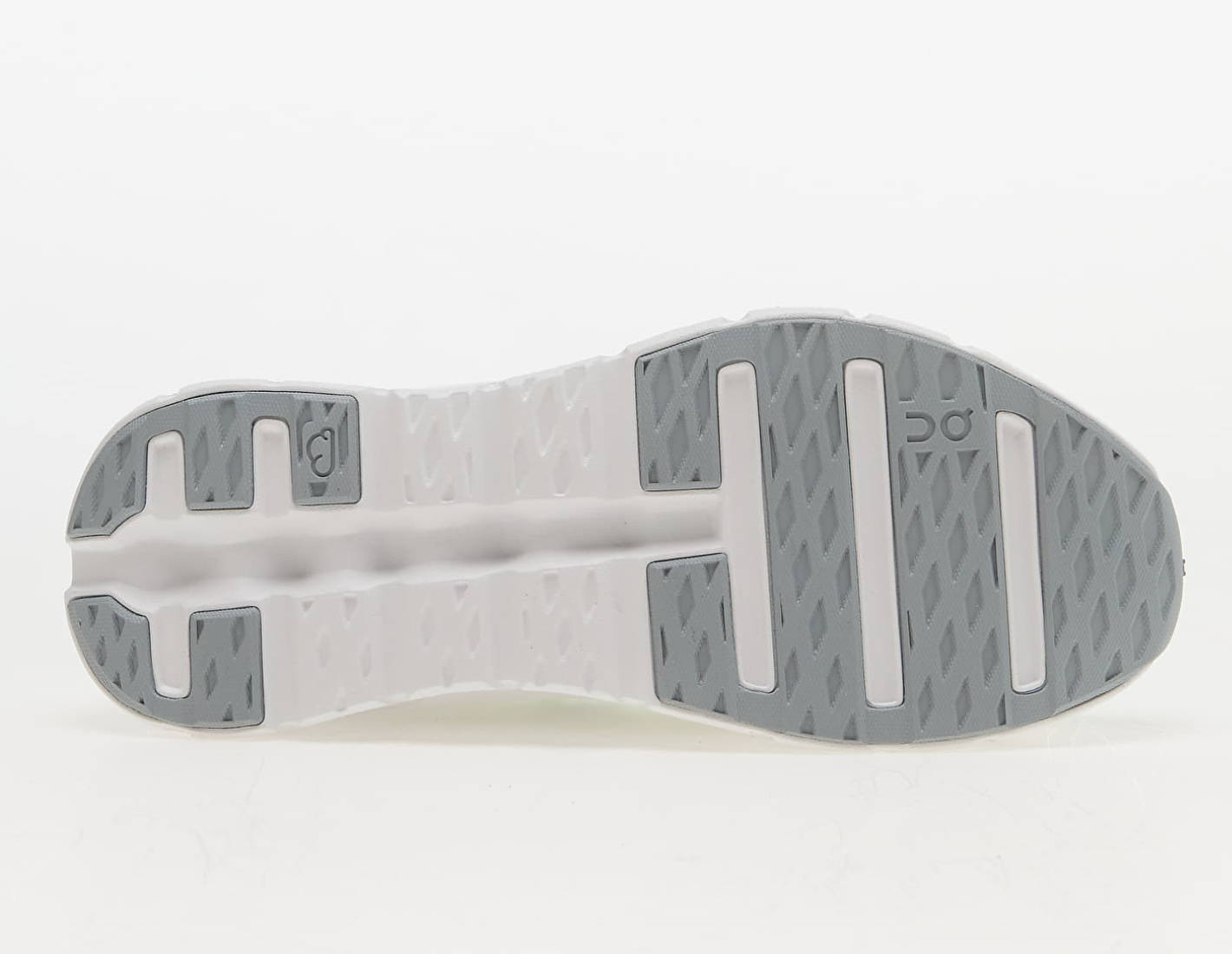 On Running Cloudtilt Lime Ivory, sneaker lifestyle verte et ivoire équipée des technologies CloudTec Phase® et Helion™ offrant un confort optimal.