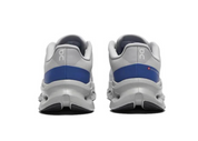 On Running Cloudtilt Remix Glacier Alloy, sneaker lifestyle On Running aux tons Glacier et Alloy avec technologie CloudTec Phase® et design technique moderne.