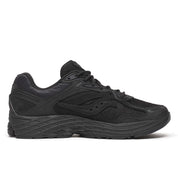 Saucony ProGrid Omni 9 Armor Black en mesh noir avec renforts synthétiques et technologie d’amorti ProGrid, intérieur vu de profil. 