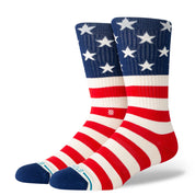 Paire de chaussette bleu, blanche et rouge à motif du drapeau des USA vu de 3/4 face