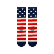 Paire de chaussette bleu, blanche et rouge à motif du drapeau des USA vu de derrière