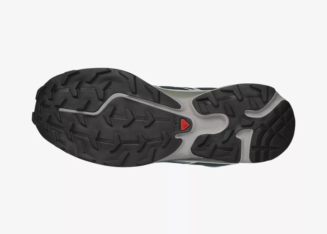 Sneaker Salomon XT-6 Bistro Green Milieu en mesh vert foncé avec détails naturels, système Quicklace, amorti EnergyCell et semelle Contagrip.