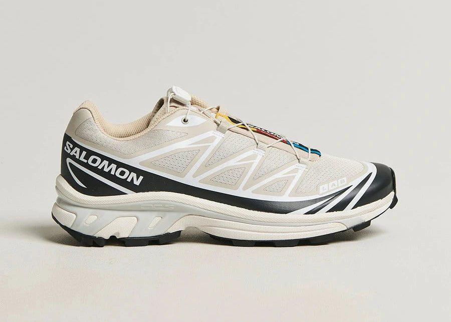 Sneakers Salomon XT-6 Rainy Day Black et White en mesh technique avec Agile Chassis System et semelle Contagrip premium.