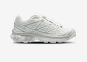 Chaussure de trail Salomon XT-6 white lunar rock , semelle légère et confortable , vu de profil