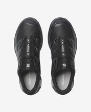 Salomon XT-Pathway GTX Black Silver, chaussure noire avec détails argentés, tige résistante et membrane GORE-TEX, semelle Contagrip. (vue de dessus)