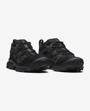 Salomon XT-6 Expanse Black / Ebony / Magnet – sneaker noire technique hybride trail et streetwear, vue de 3/4 face