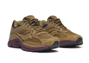 Saucony ProGrid Omni 9 Brown Bordeaux, sneaker running rétro marron et bordeaux avec tige en mesh structurée et semelle à technologie Grid vue de 3/4 face. 