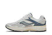 Saucony ProGrid Omni 9 Tomorrow, Meet Yesterday Pack Blue, sneaker Saucony bleue au design rétro-running Y2K avec mesh, empiècements techniques et amorti ProGrid.