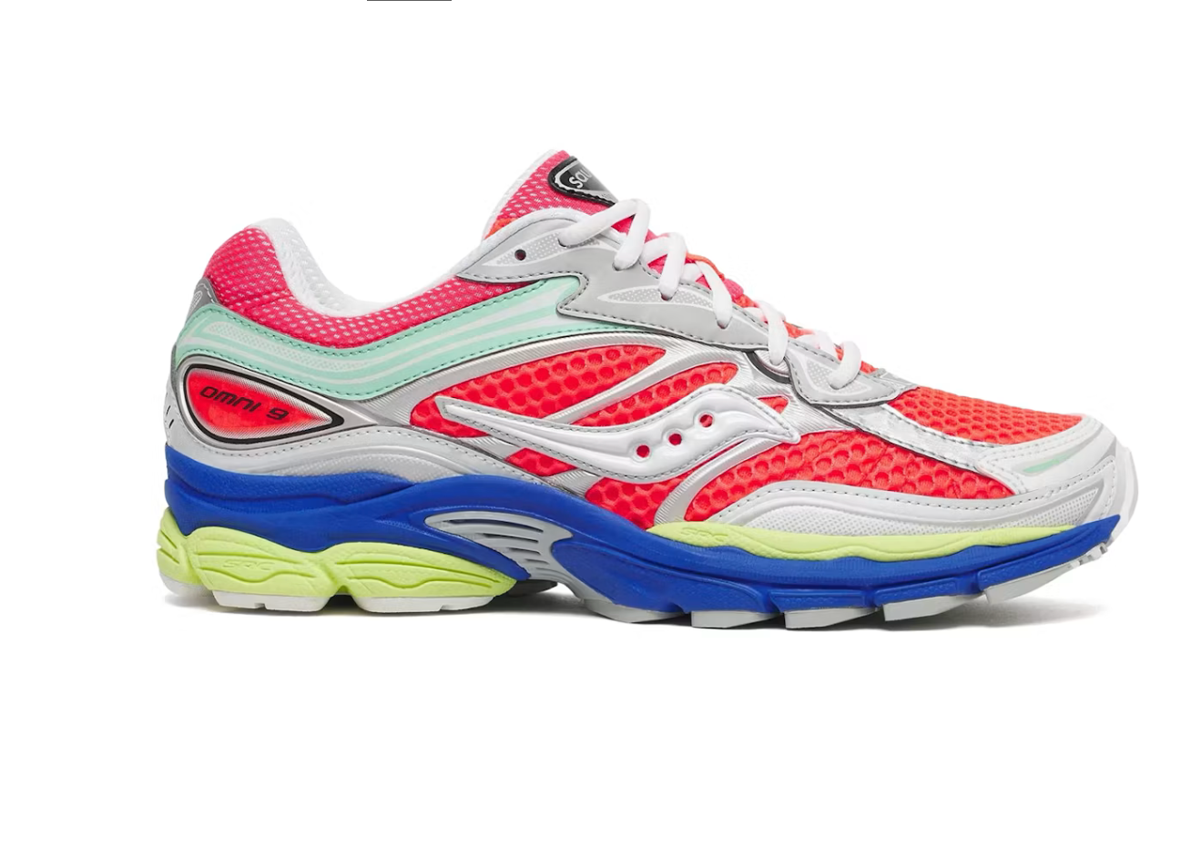 Saucony ProGrid Omni 9 ViZi Red Multi avec tige en mesh rouge respirant, empiècements synthétiques multicolores, amorti ProGrid et semelle extérieure en caoutchouc.