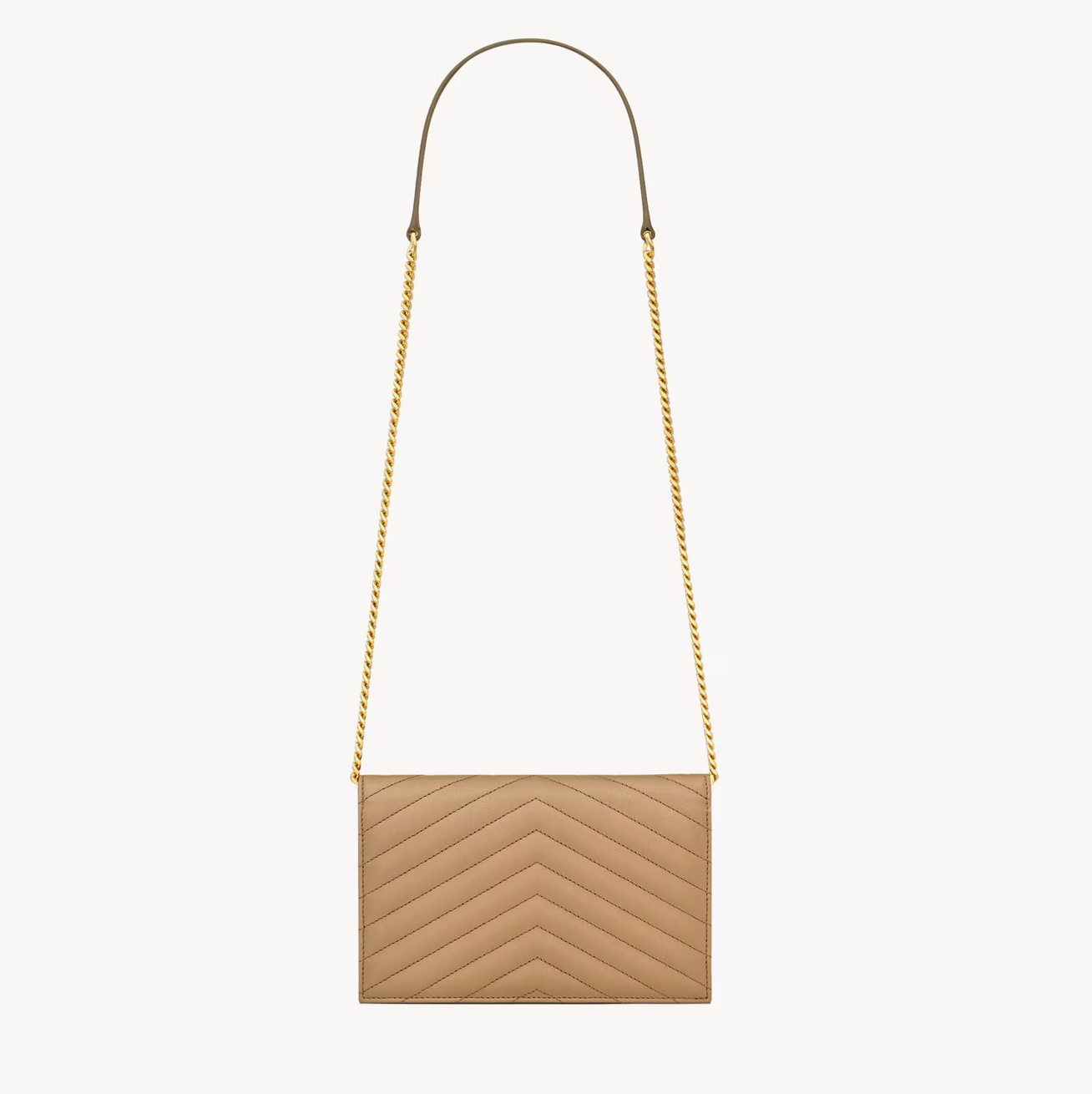 Saint Laurent Cassandra Chain Shoulder Bag Beige Brown en cuir beige-brun avec monogramme CASSANDRE et bandoulière chaîne.