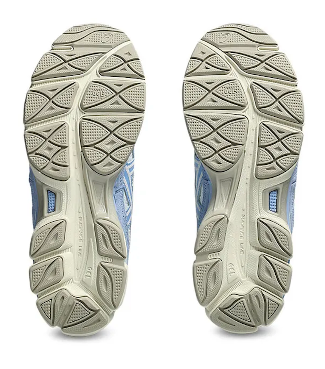 ASICS Gel-NYC Airy Blue Stone Wash, sneaker running lifestyle avec tige en mesh et daim, coloris bleu clair et Stone Wash, et amorti GEL™ haute performance. (vue de la semelle)