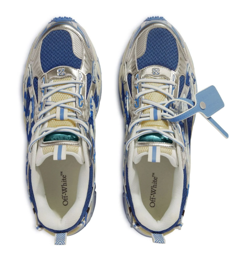 Découvrez la OFF-WHITE Be Right Back Silver Blue, une sneaker premium inspirée du running avec matériaux techniques, finitions argentées et bleues et design contemporain.
