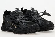 OFF-WHITE Be Right Back Black avec tige en mesh respirant, empiècements en cuir, daim et matières synthétiques noires, silhouette running moderne et semelle en caoutchouc.