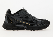 OFF-WHITE Be Right Back Black avec tige en mesh respirant, empiècements en cuir, daim et matières synthétiques noires, silhouette running moderne et semelle en caoutchouc.