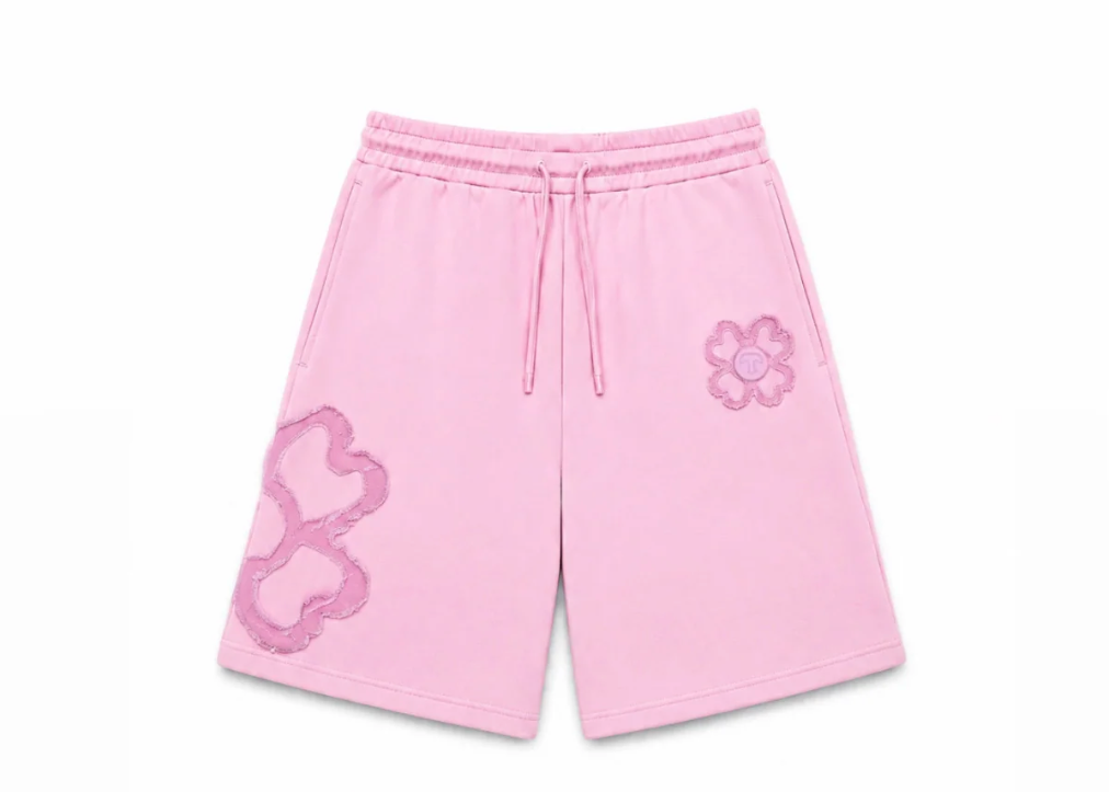 Short Torom Rose, short Torom rose à la coupe confortable et décontractée, idéal pour une tenue streetwear estivale.