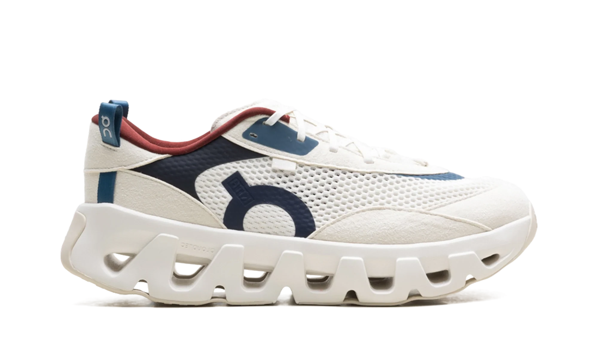 On Running K-Tech 2 Kith White Real Teal blanche et bleu sarcelle en mesh et suède synthétique avec semelle CloudSwift et Speedboard®.