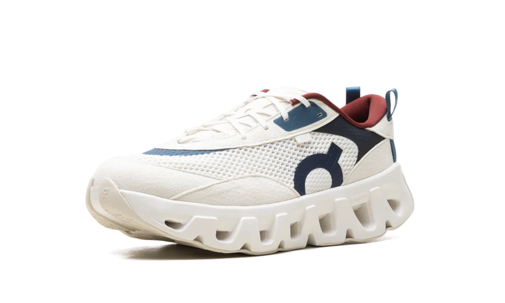 On Running K-Tech 2 Kith White Real Teal blanche et bleu sarcelle en mesh et suède synthétique avec semelle CloudSwift et Speedboard®.