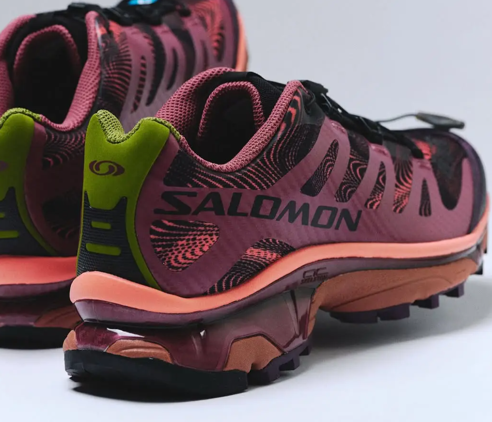 Sneakers Salomon XT-4 OG Nocturne Tawny Port en mesh technique avec semelle Contagrip et technologies trail avancées