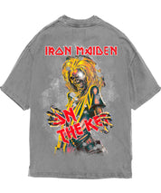Tee-shirt On The Ket Iron Maiden Killers Gris – t-shirt oversize en coton premium gris délavé avec imprimé vintage inspiré de l’album Killers d’Iron Maiden, vu de dos.