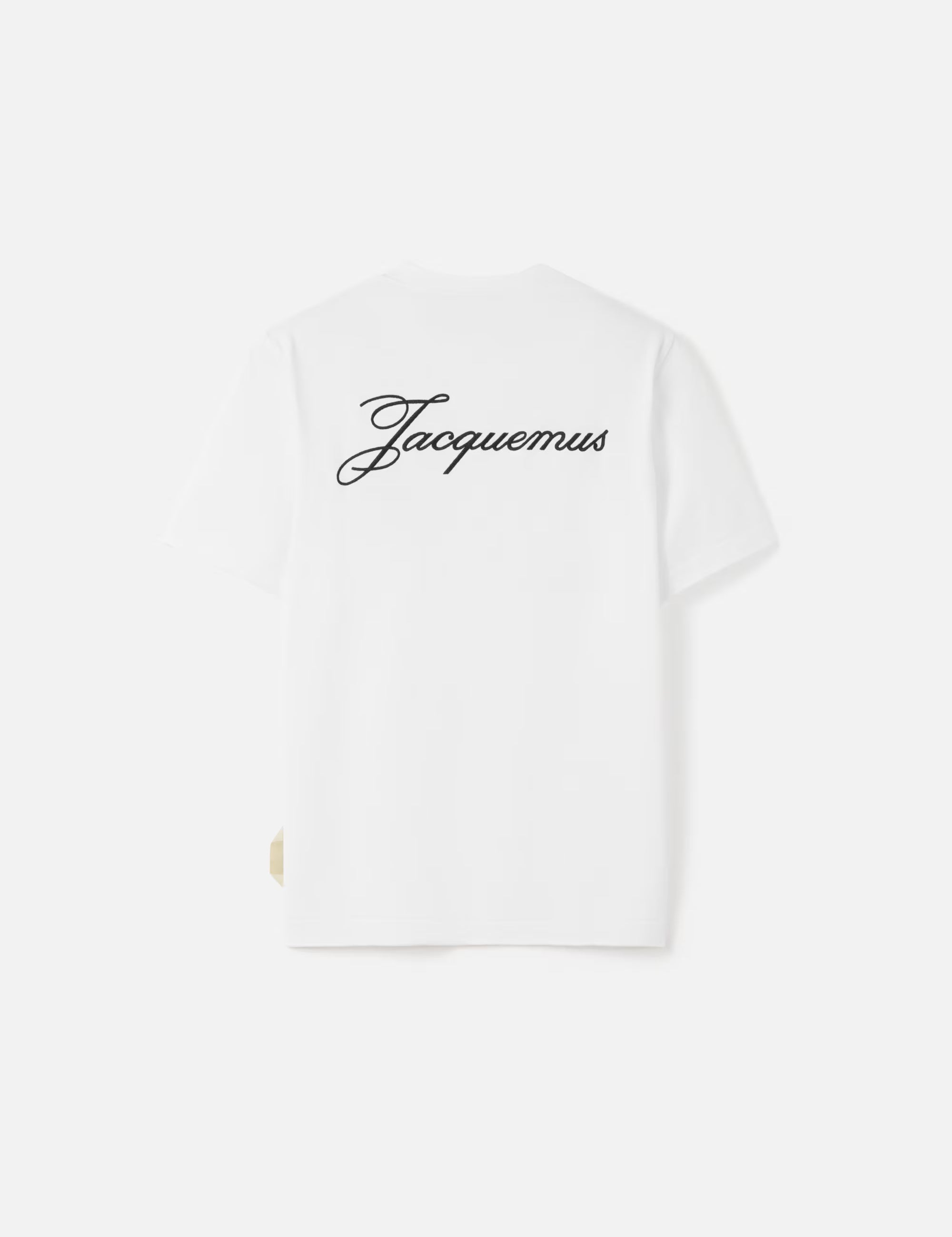 m² avec logo script blanc, au design minimaliste et premium.
