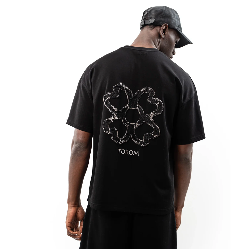 Tee-shirt Torom Noir à manches courtes avec coupe classique et coloris noir.