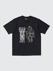 ee-shirt UNIQLO x KAWS Black – t-shirt blanc en coton premium avec imprimé noir signé KAWS, vue de face