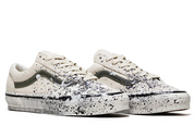 Vans Premium Old Skool 36 Paint Splatter Turtledove beige en suède et toile avec éclaboussures de peinture multicolores et semelle gaufrée classique.