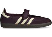 Sneaker adidas Samba Jane Maroon Cream White en cuir bordeaux et crème avec bride Mary Jane et semelle gomme rétro emblématique.