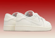 Air Jordan 1 Retro Low OG Sail, sneaker basse Jordan Brand avec amorti Nike Air, matériaux premium et coloris Sail intemporel.
