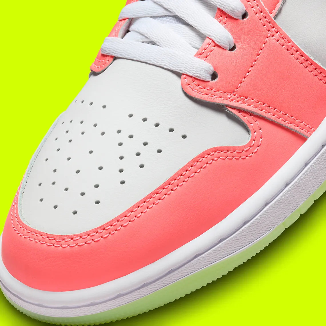 Jordan 1 Low SE Lava Glow