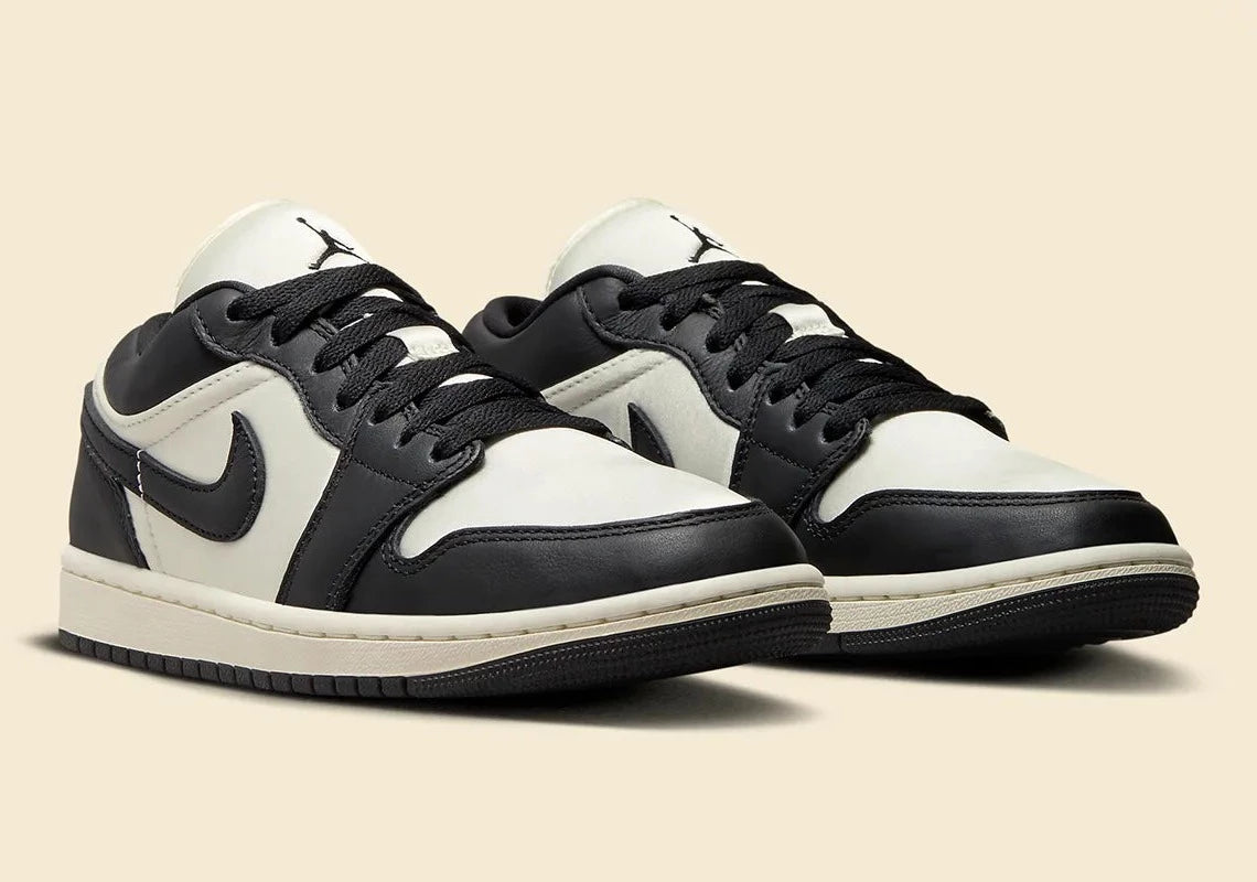 Jordan 1 Low SE Vintage Panda