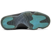 Sneakers Air Jordan 11 Retro Gamma Blue 2025 noires et bleues en cuir verni et mesh avec semelle translucide et amorti Air