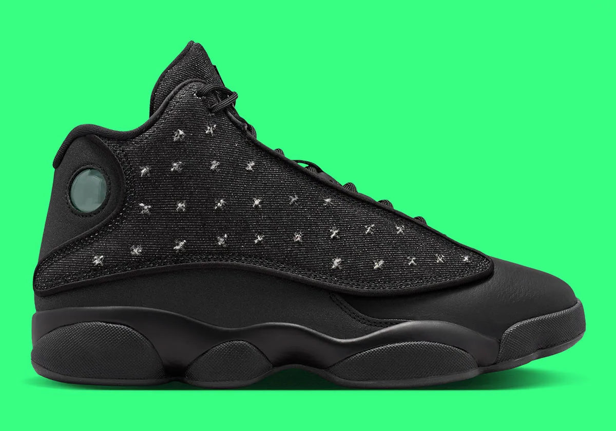 Air Jordan 13 Retro Wings, sneaker Jordan Brand issue de la collection Wings avec silhouette Air Jordan 13 inspirée de la panthère et détails premium.