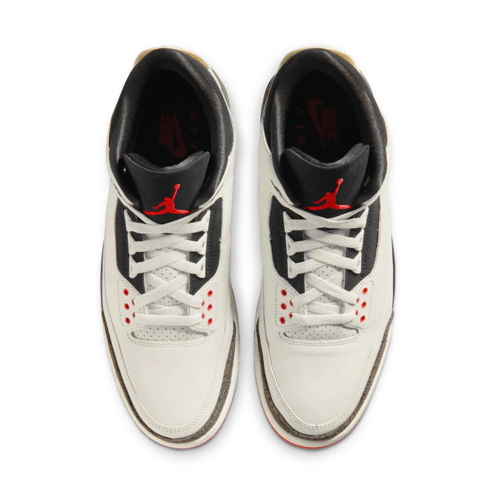 Air Jordan 3 Worlds Best Dad crème et beige en cuir premium avec print elephant et semelle Air visible iconique. vue de dessus