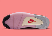 Air Jordan 4 Retro Comic, sneakers Jordan au design inspiré des comics avec amorti Nike Air, panneaux en mesh et silhouette emblématique.