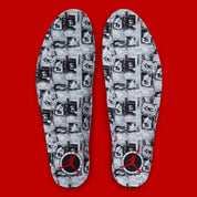 Sneakers Air Jordan 4 Retro OG Flight Club noires avec accents rouges et gris en cuir premium avec mesh iconique et amorti Air