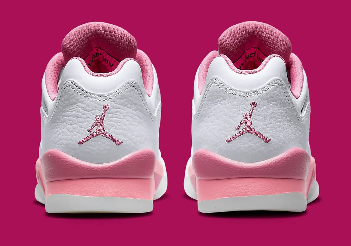 Jordan 5 low rose​ vu de derrière