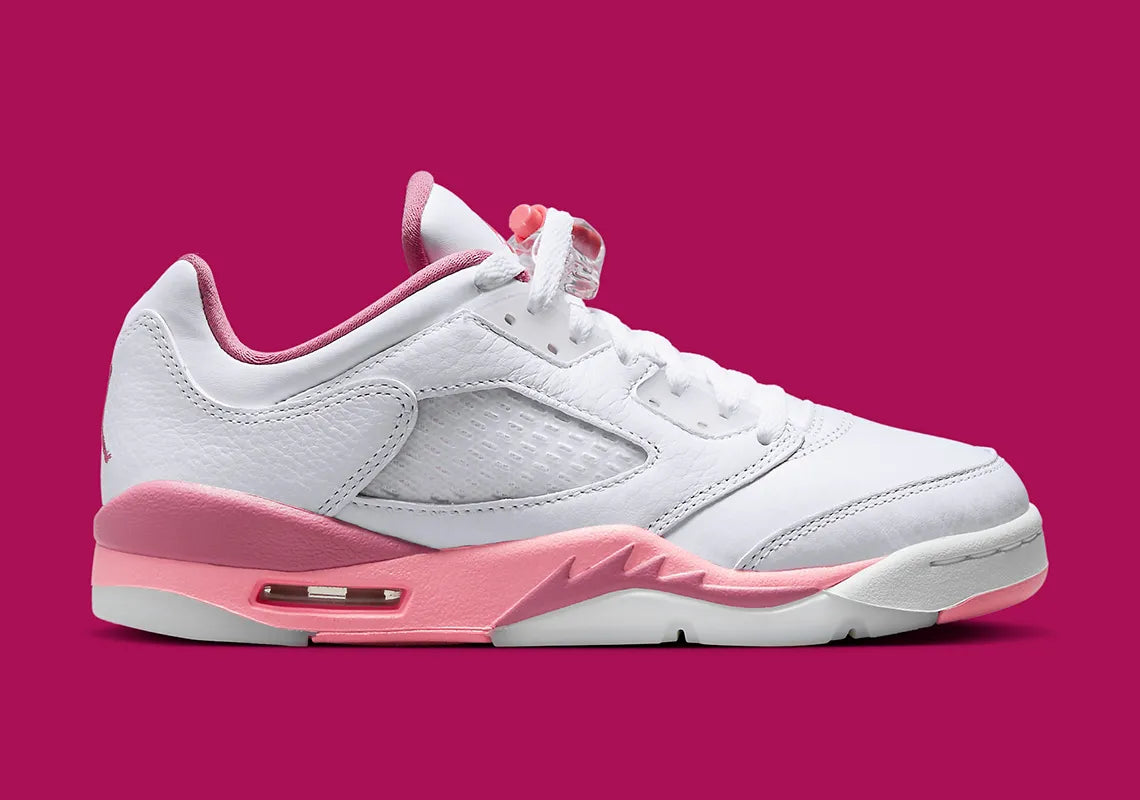 Jordan 5 low rose​ vu de côté