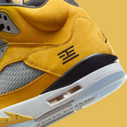 Sneakers Air Jordan 5 Tokyo T23 2025 jaunes en nubuck premium avec détails exclusifs, languette réfléchissante et amorti Air