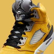Sneakers Air Jordan 5 Tokyo T23 2025 jaunes en nubuck premium avec détails exclusifs, languette réfléchissante et amorti Air