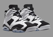 Air Jordan 6 Retro Oreo 2026, sneaker Jordan 6 noire et blanche au coloris Oreo avec unité Nike Air visible et silhouette basketball rétro vue de 3/4 face. 