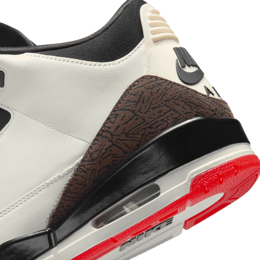 Air Jordan 3 Worlds Best Dad crème et beige en cuir premium avec print elephant et semelle Air visible iconique. zoom arrière de la chaussure