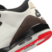 Air Jordan 3 Worlds Best Dad crème et beige en cuir premium avec print elephant et semelle Air visible iconique. zoom arrière de la chaussure