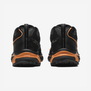 Salomon XT-6 Expanse Black Papaya avec tige en mesh noir, empiècements synthétiques, détails Papaya, technologies Quicklace, SensiFit, EnergyCell et semelle Contagrip.